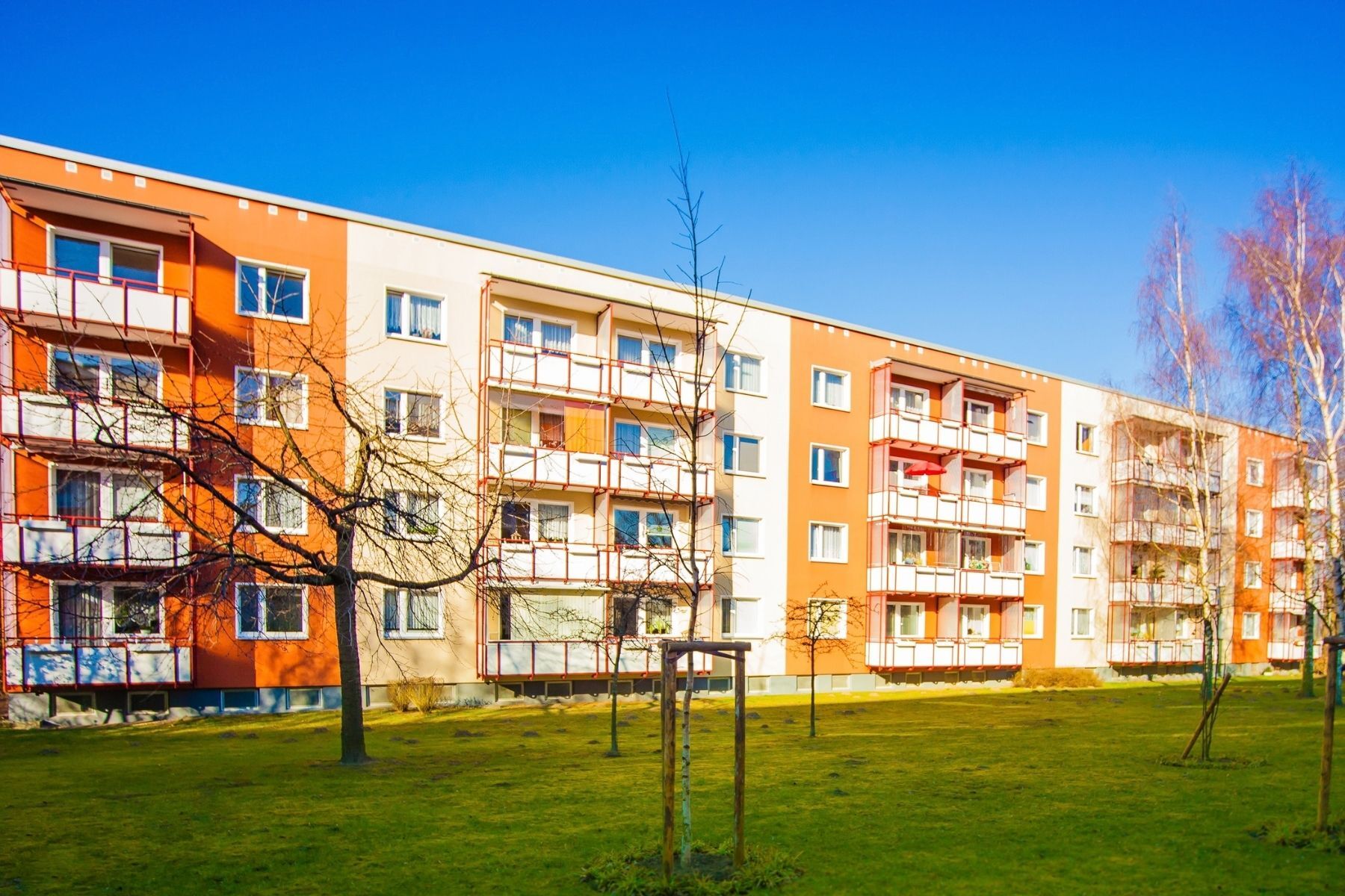 Haus mit Balkon